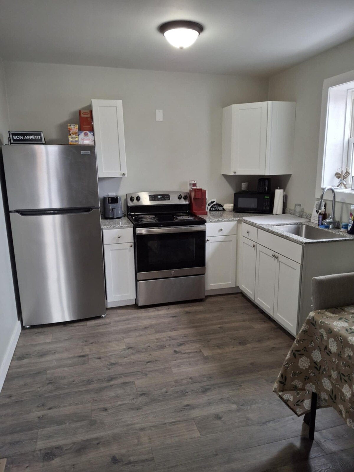 Kitchen, full view