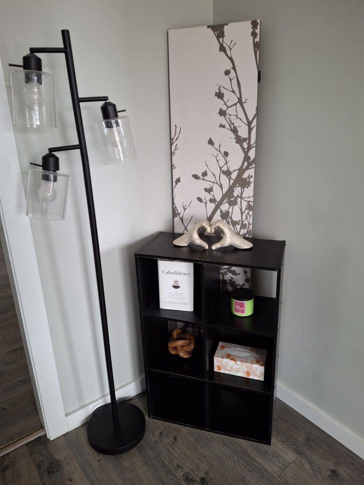 Floor lamp and shelf detail