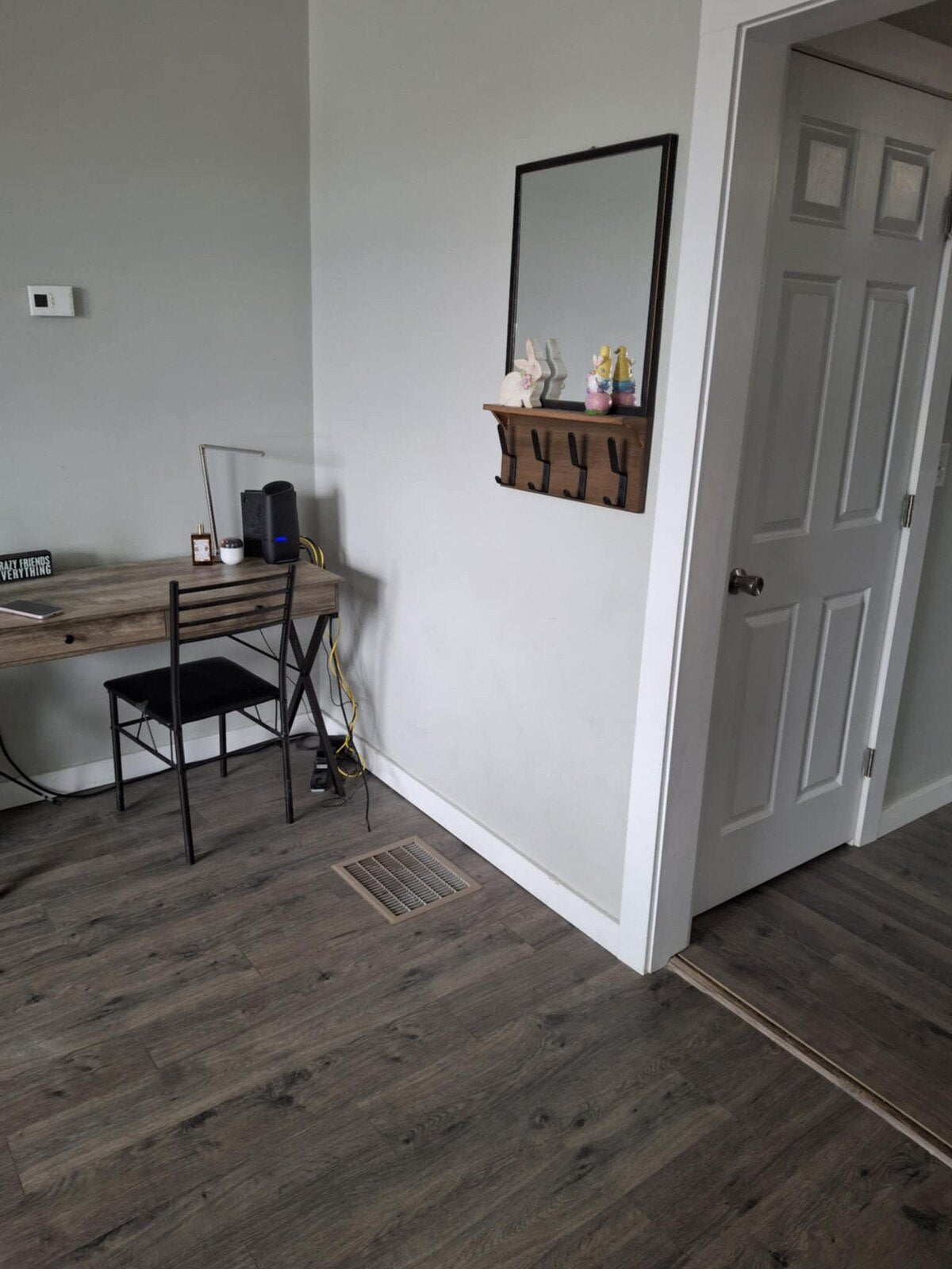 Workspace desk nook