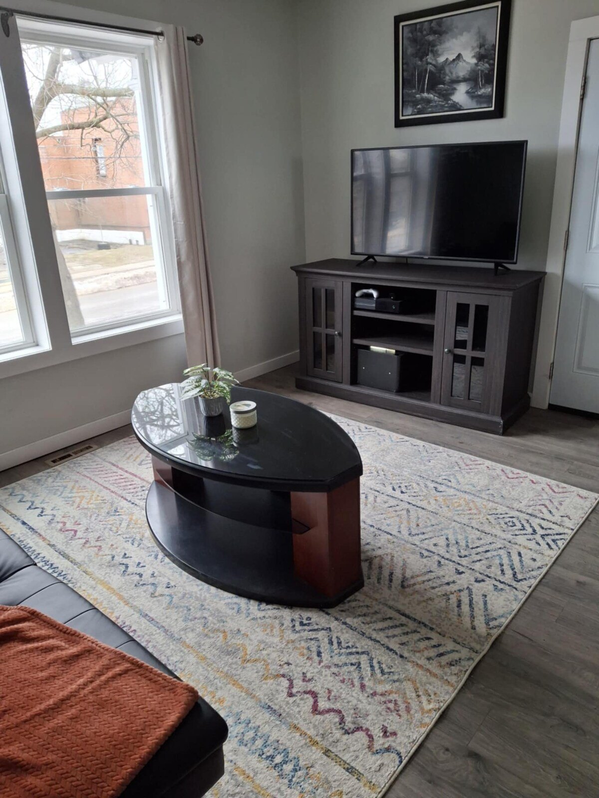 Living room, TV and window