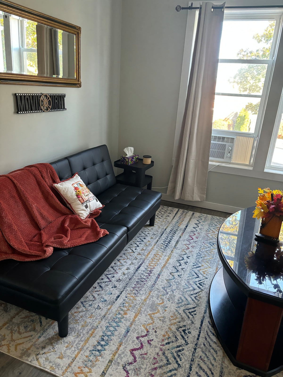 Central Oswego Retreat exterior